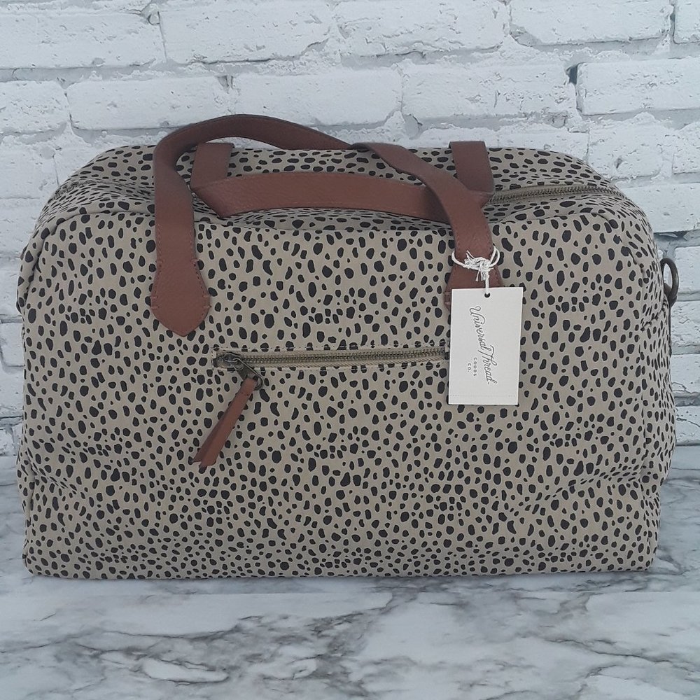 Universal Thread Leopard Print Weekender Zip Tote